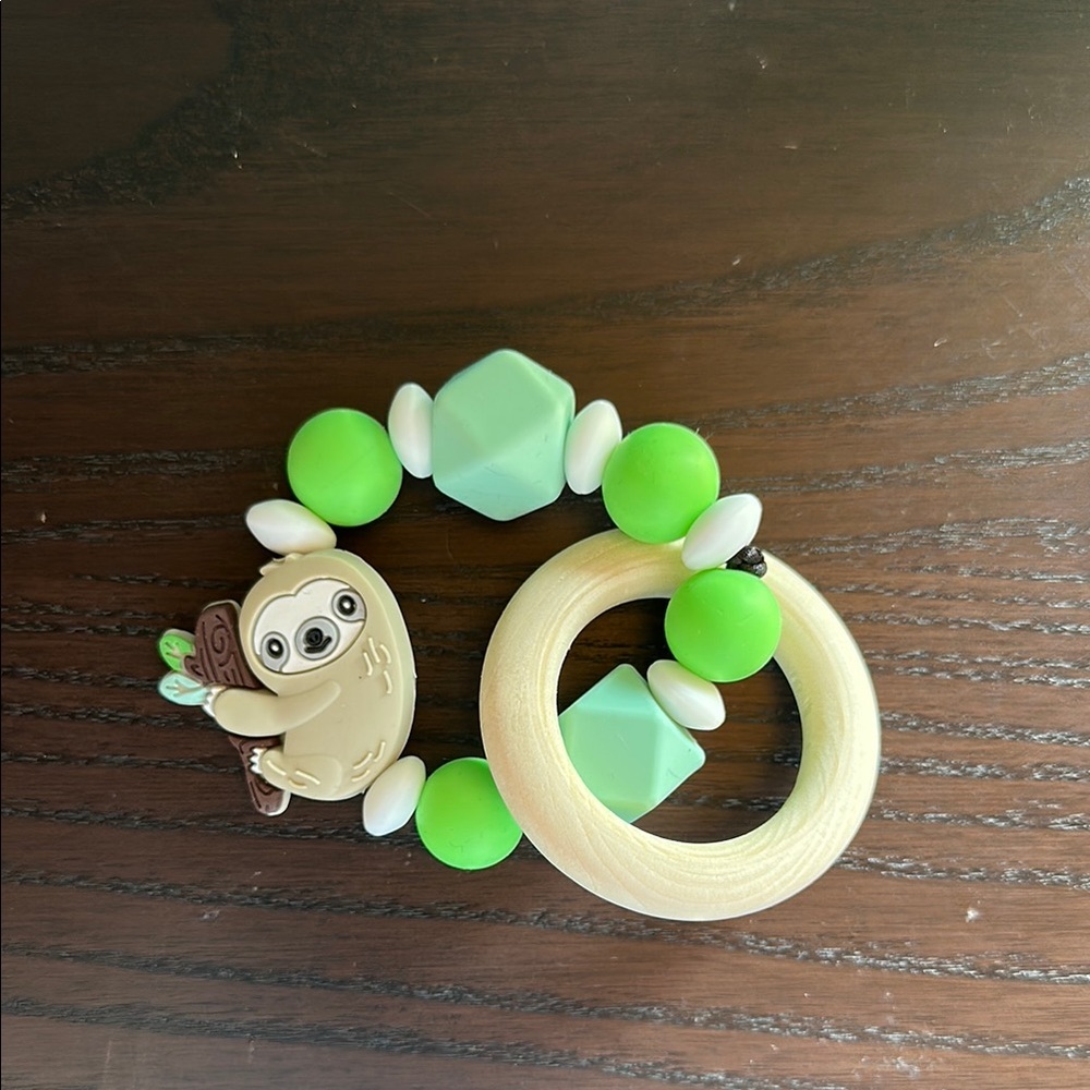Green Sloth Teething Ring